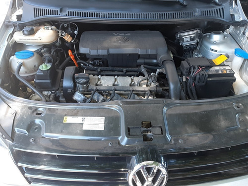 Volkswagen Fox 1.0 Vht Trend Total Flex 5p 2013