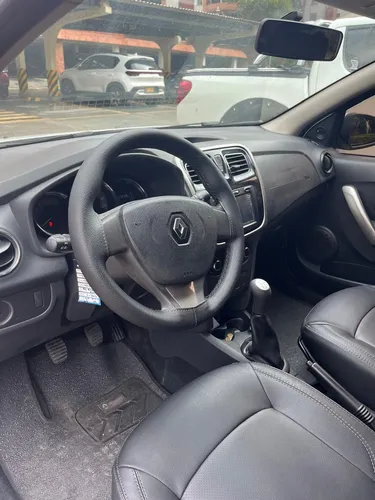 Renault Stepway 1.6 Expression / Zen