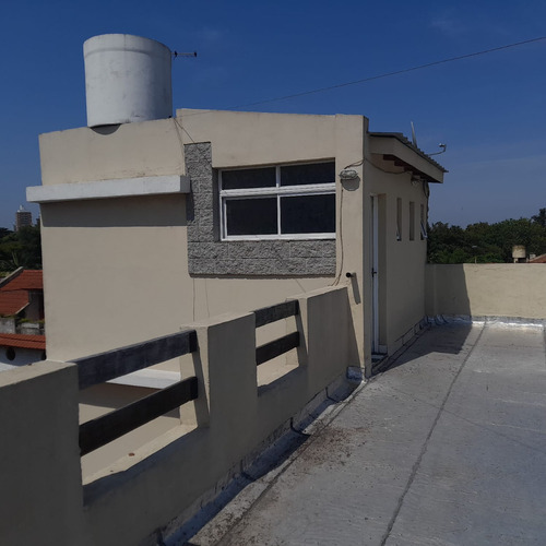 Casa En Venta Zona Word Villa Sarmiento Amplio Fondo, Pileta 8 X 4 Hermoso Barrio