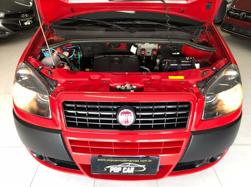 Imagem 14 de 15 de Fiat Doblò 1.8 Mpi Essence 7l 16v Flex 4p Manual
