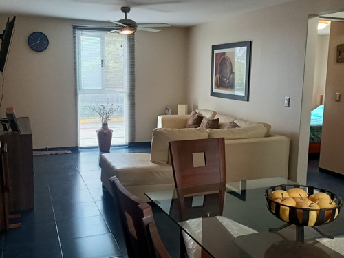 Departamento En Venta En Lomas Tzompantle, Cuernavaca.