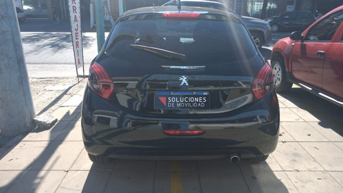 Peugeot 208 1.6 5p Triptronic 6 Marchas Cuero