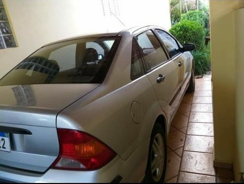 Imagem 3 de 6 de Ford Focus 2004 2.0 Glx 5p