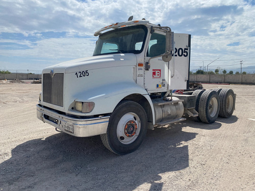 Tractocamion Daycab International 9200 I-año 2004