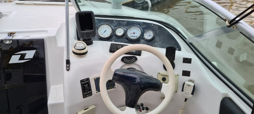 Femsa 620 Cuddy Suzuki 140hp 4 Tiempos