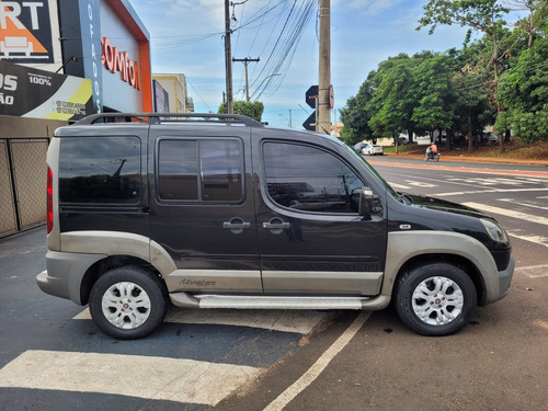 Fiat Doblo 1.8 16v Adventure Xingu Flex 5p