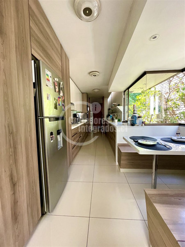 Moderna Y Exclusiva Casa En Cond Los Almendros 4 Dorm Piscin