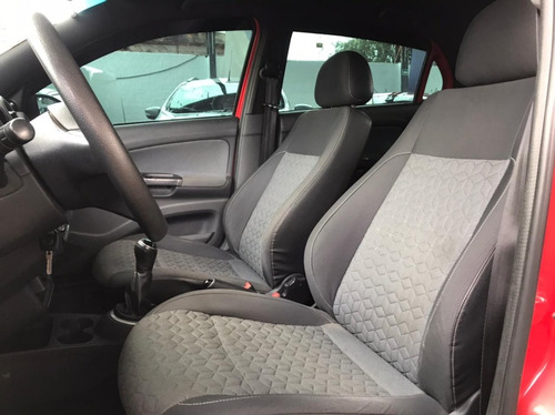 Imagem 10 de 15 de Volkswagen Gol 1.0 Track 2015