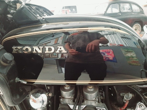 Imagem 2 de 9 de Honda Goldwinn 1000