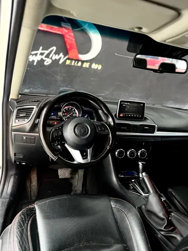 Mazda 3 2.0 Grand Touring