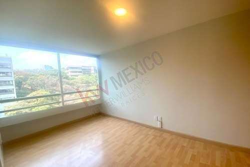 Departamento En Renta Paseo De Los Laureles $35,000.00 (mant. Incluido)