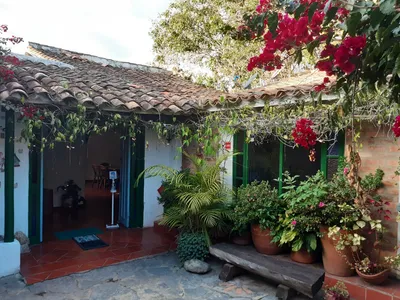 Hotel y resort en venta