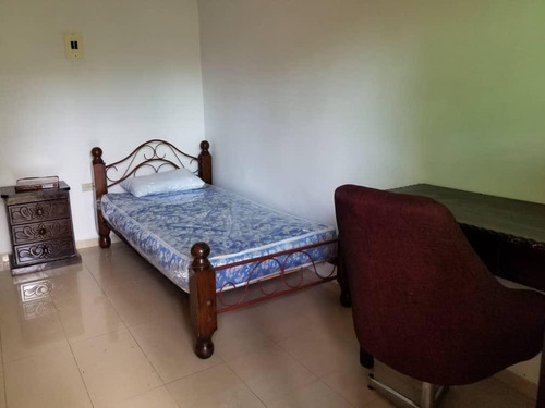 Imagen 8 de 14 de Casa Tipo Posada En Venta El Toro 0412-8887550