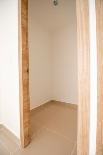 Hermoso Y Confortable Complejo De Apartamentos A Tan Solo 5m