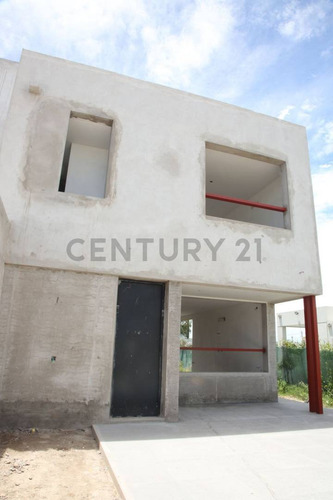 Venta De Casa En El Quimilar, City Bell