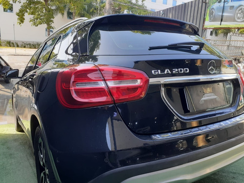 Imagem 4 de 15 de Mercedes Benz