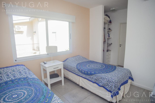 Venta - Casa En Sausalito - Bayugar Negocios Inmobiliarios