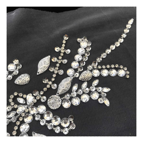 Coser Ropa Riana Con Cristales, Lentejuelas Y Parches