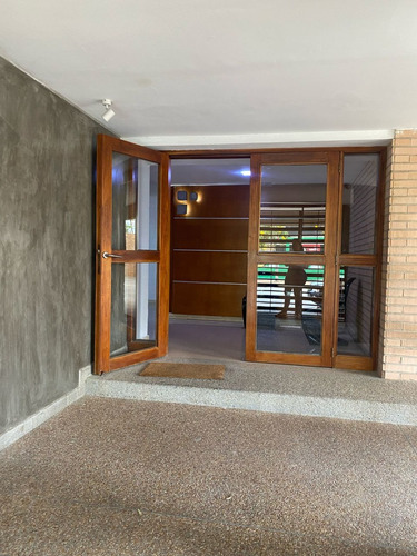 Apartamento En Mañongo Residencias Trébol Plaza Mar - Dlp