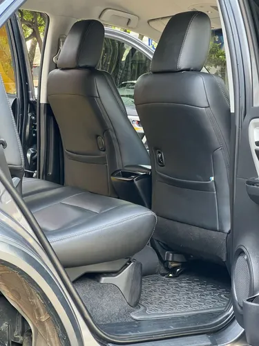 Toyota Fortuner 2.7l Mid