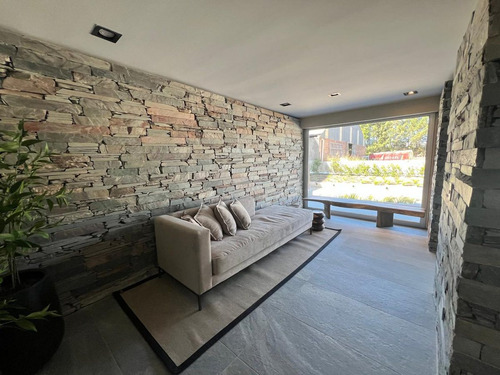 Venta Departamento En Villa Roble