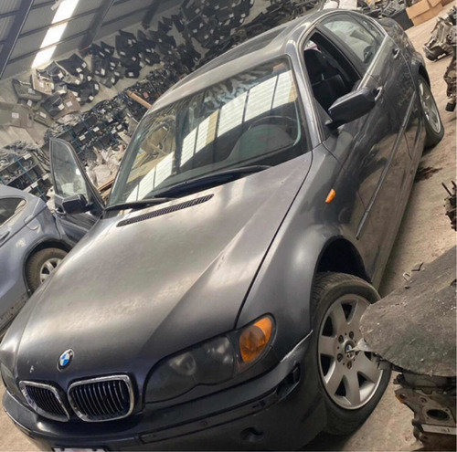 Tolva Cofre Bmw 320 I Aut V6 2.2 98/2007 (Usado)