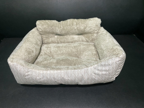 Imagen 2 de 4 de Cama Importada Para Perros 50cm X 50cm