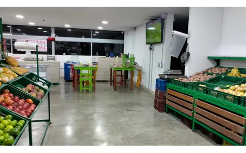 Venta De Local En Primer Piso De Edificio Sector Chingüí