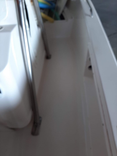 Lancha Fishing 19 C/ Motor Mercury Optimax 135 Hp 2005