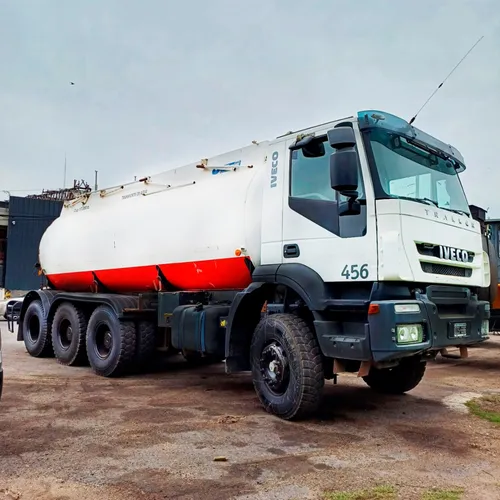 Camion Iveco Trakker 380t42