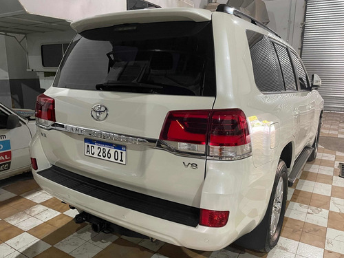 Imagen 8 de 11 de Toyota Land Cruiser 2018 4.5 Td 200