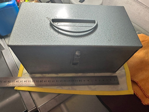 Caja De Herramientas Metalica Antigua Reforzada Usada