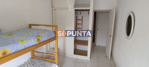 Imagen 12 de 19 de Apartamento Frente A Plaza México De 3 Dormitorios En Venta - Venta Anual