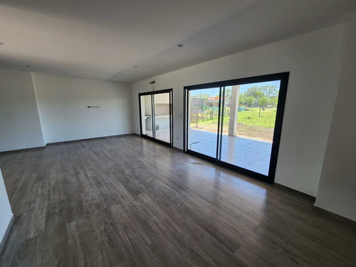 Casa 5 Ambientes En Venta Barrio San Pablo Pilar