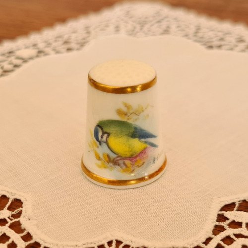 Antiguo Dedal En Porcelana Inglesa Royal Worcester