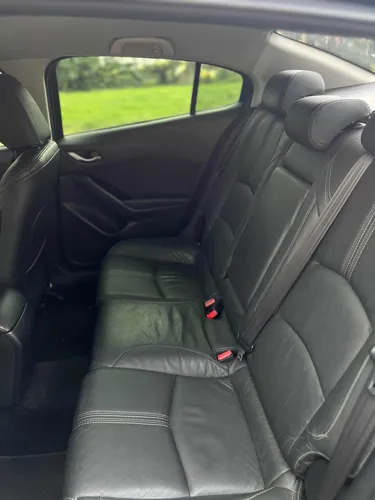 Mazda 3 2.0 Touring