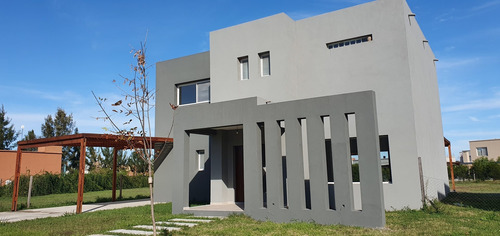 Imagen 30 de 30 de Casa En Venta Ubicado En San Gabriel, Villanueva, Tigre