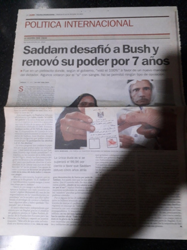 Clinpping Diario Clarín 16 10 2002 Saddam Bush Irak 