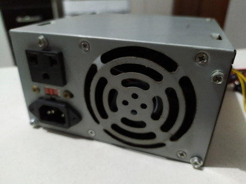 Imagem 3 de 8 de Fonte Atx De Pc 250w Jitek 115/230v 50/60hz