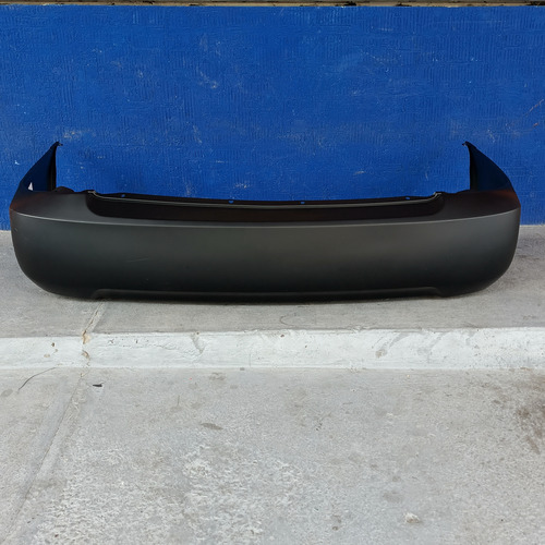 Parachoque Trasero Nissan Sentra B15 2002 - 2007