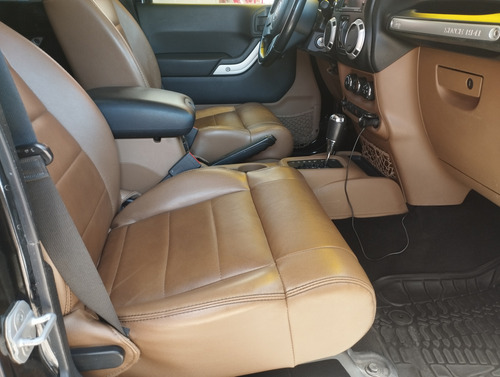Jeep Wrangler 3.8 Unlimited Sport 4x4 At