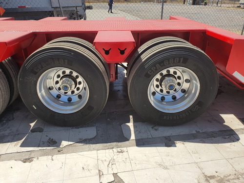 Imagen 6 de 8 de Lowboy Desmontable Ventura 100 Toneladas 4 Ejes 2022