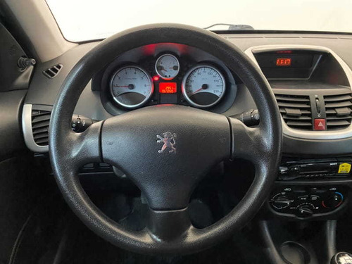 Imagem 10 de 15 de Peugeot 207 Active 1.4 Flex