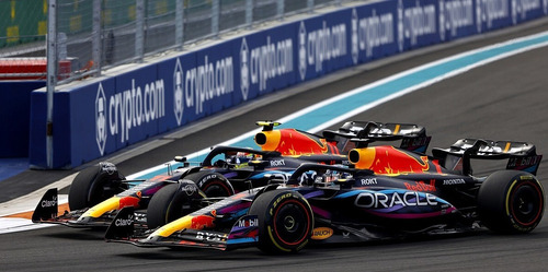 Bburago F1 2023 Red Bull Rb19 Cuatro (4) Autos 1:43 Azul