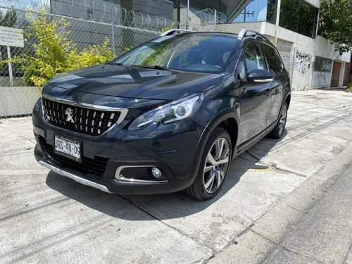 Peugeot 2008 1.2 Puretech Allure Pack