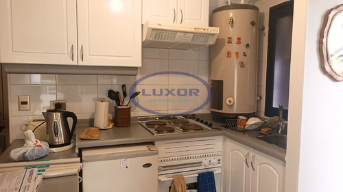 Departamento Amoblado En Sector De Reñaca A Pasos De Todo