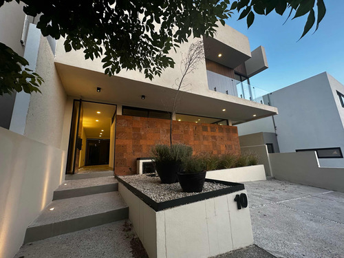 Increíble Residencia De Autor Acabados De Lujo 4 Rec Precio Oportunidad