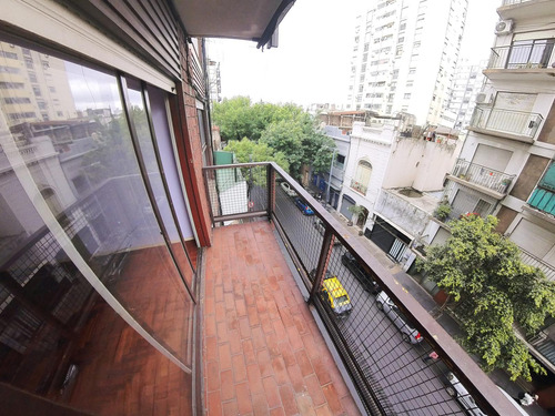 Alquiler Pichincha Y Av. Belgrano - Al Frente Con Balcon - Super Luminoso - Digno De Ver!!!