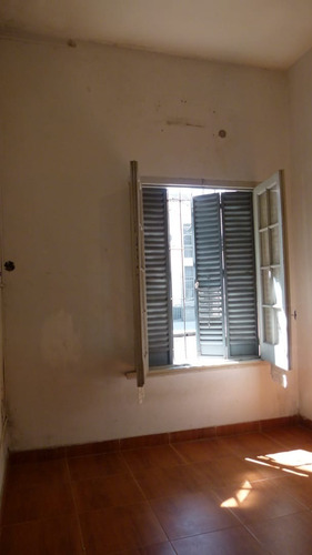 Imagen 7 de 14 de Casa 4 Amb,lote10.38 X14.45 C/patio,terraza,muy Bien Ubicada