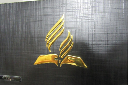 Emblema Poliuretano 3d Dourado Adventista